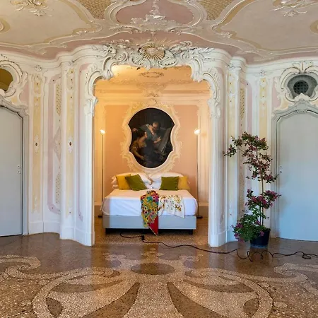 Mocenigo Grand Canal Luxury Daire *