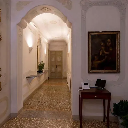 Mocenigo Grand Canal Luxury Venice