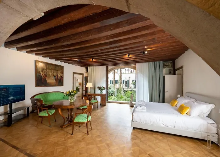 Mocenigo Grand Canal Luxury شقة البندقية