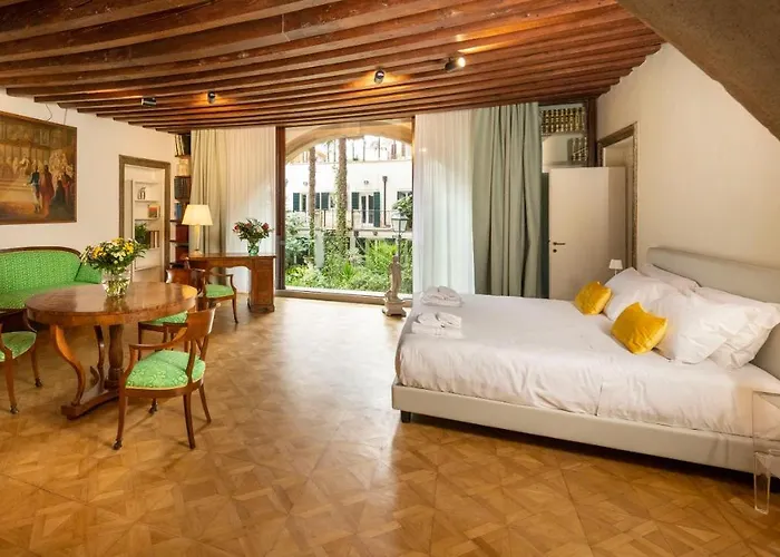 Mocenigo Grand Canal Luxury